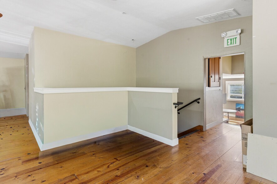 More Photos Of 450 Colfax Ave, Grass Valley Restaurant For Sale