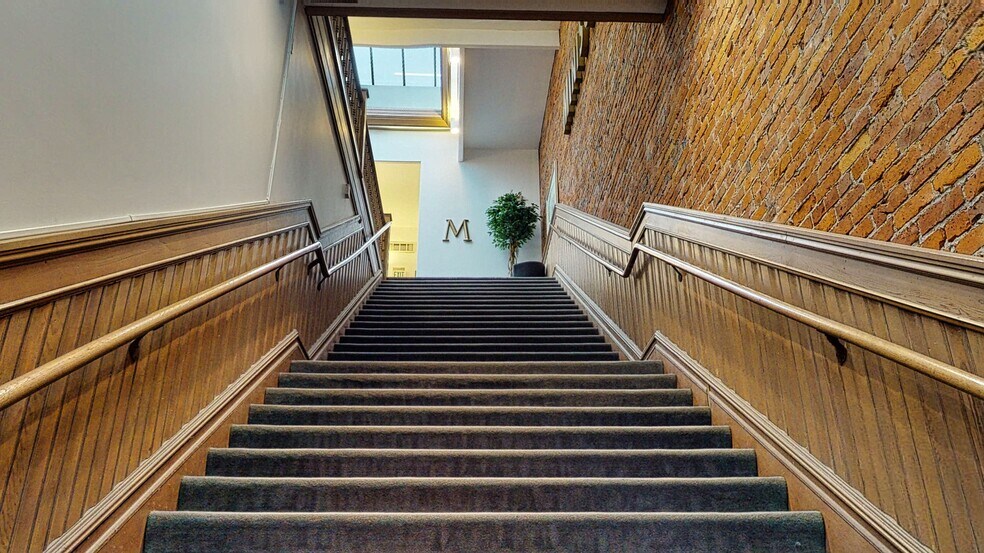 More Photos Of 1024 1st St, Snohomish Storefront Retail Office For Lease