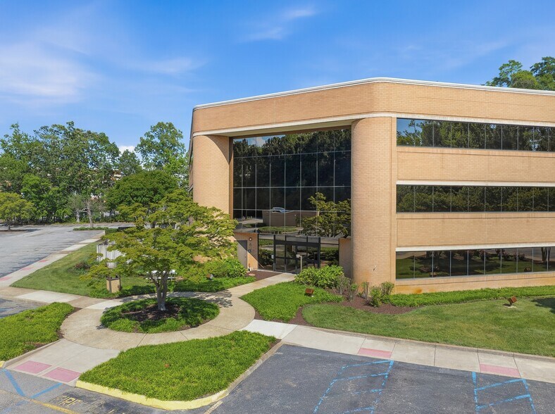 More Photos Of 300 Medical Pky, Chesapeake Medical For Lease