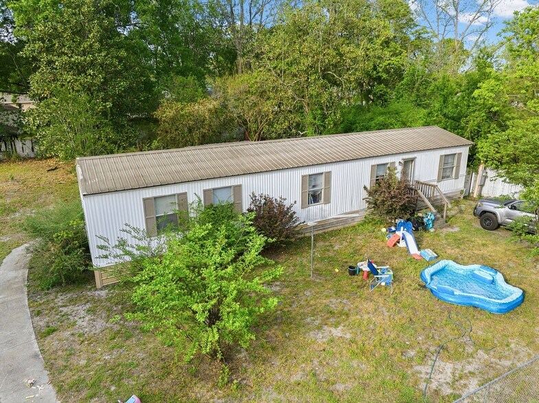 More Photos Of 209 Cannon St, Nahunta Multifamily For Sale