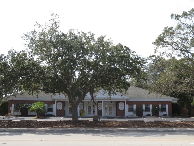 More Photos Of 1100 S Tamiami Trl, Venice Office For Sale