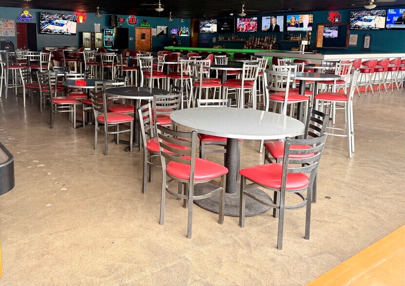 More Photos Of 2385 Willowcreek Rd, Portage Restaurant For Sale
