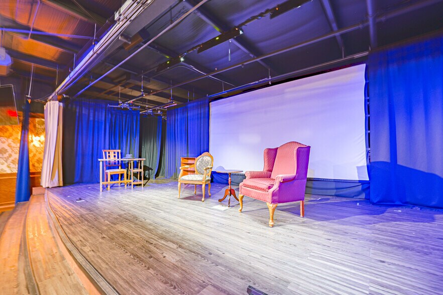 More Photos Of 290-292 N Huachuca Blvd, Huachuca City Restaurant For Sale