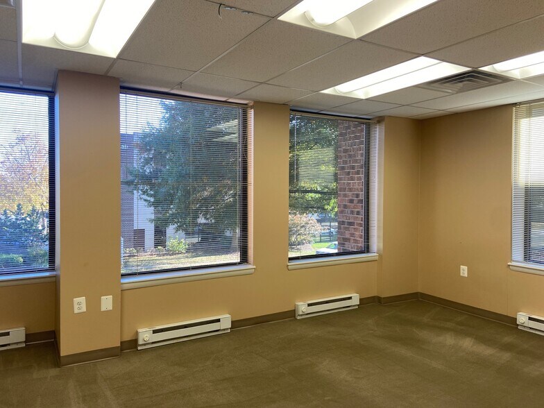 More Photos Of 1360 Beverly Rd, McLean Office For Lease