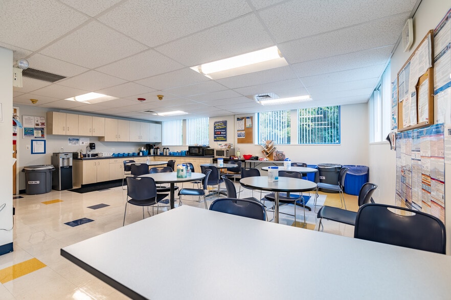 More Photos Of 1745 Eaton Ave, Bethlehem Manufacturing For Sale