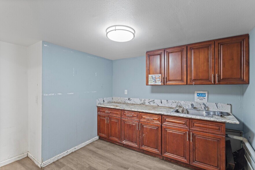 More Photos Of 4260 W Artesia Ave, Fullerton Warehouse For Sale