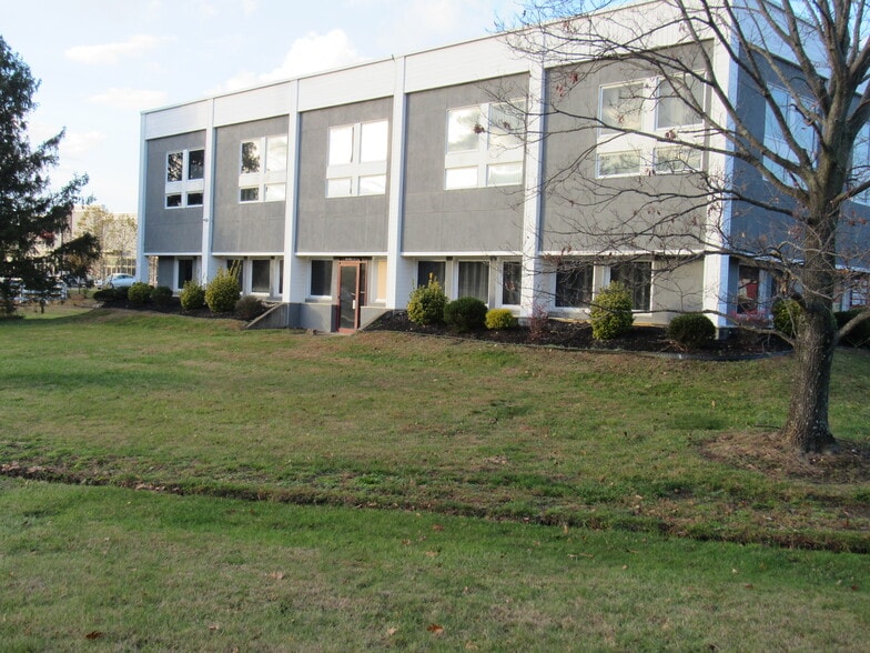 Primary Photo Of 981 State Route 33 W, Monroe Township Medical For Lease