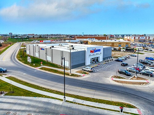 Primary Photo Of 3825 Westdale Dr SW, Cedar Rapids Freestanding For Sale