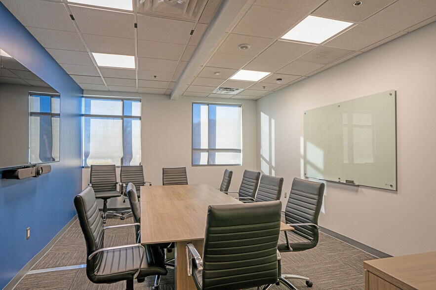 More Photos Of 4065 St Cloud Dr, Loveland Office For Sale