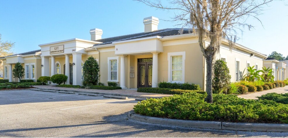 Primary Photo Of 17407 Bridge Hill Ct, Tampa Medical For Sale