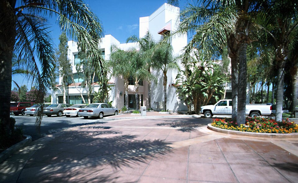 More Photos Of 3695 Alamo St, Simi Valley Medical For Lease