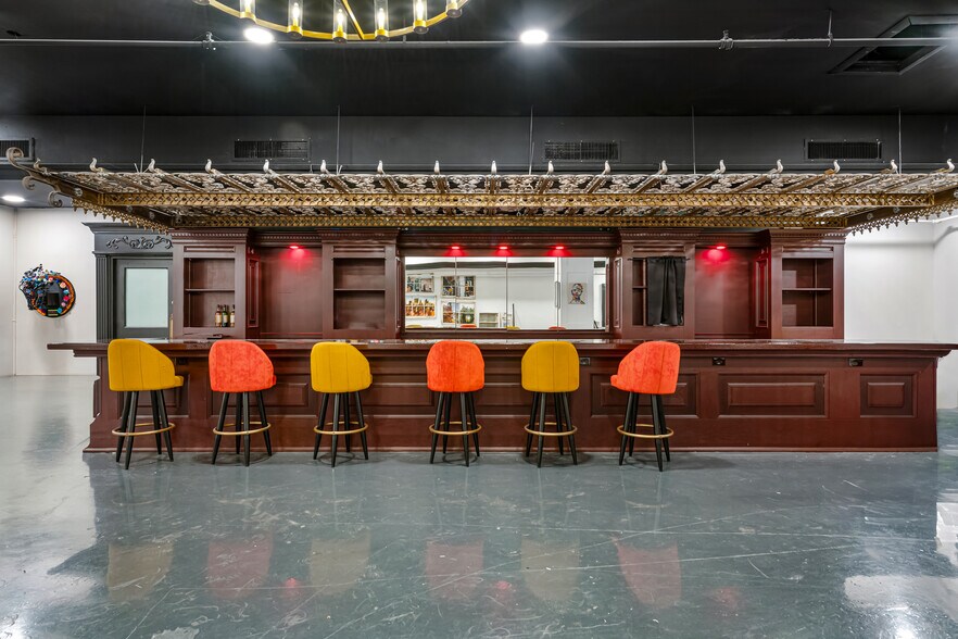 More Photos Of 501-517 S Spring St, Los Angeles Apartments For Lease