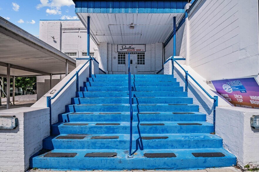 More Photos Of 1804 N Habana Ave, Tampa Manufacturing For Sale