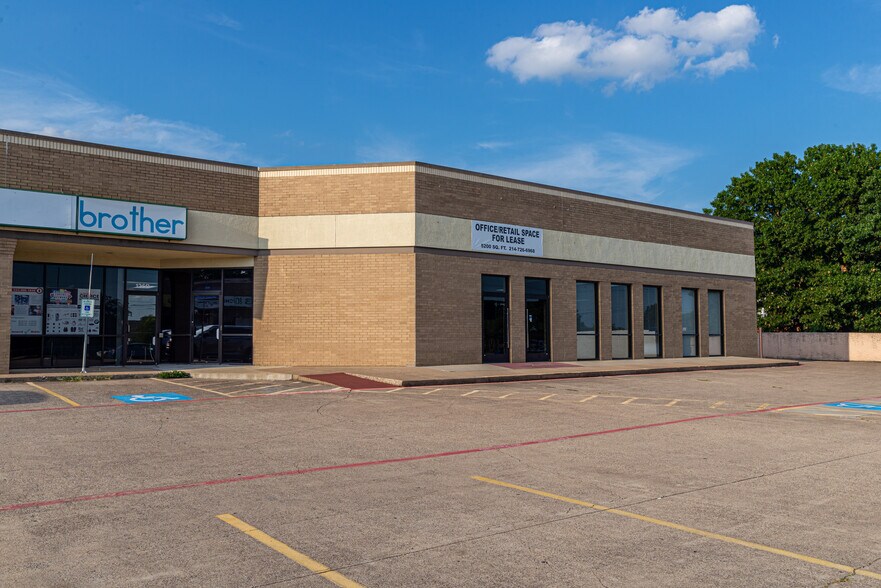 More Photos Of 2414 W University Dr, McKinney Unknown For Lease