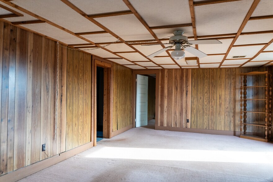 More Photos Of 3108 N Dixie Dr, Dayton Restaurant For Sale