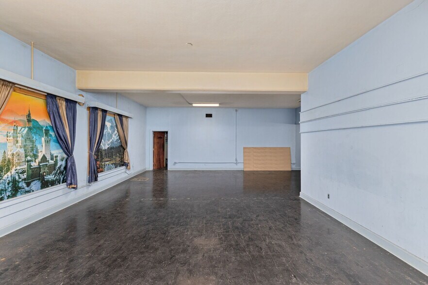 More Photos Of 419 N Raleigh Ave, Sheffield Specialty For Sale