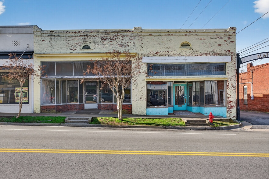Primary Photo Of 130-134 King St, Keysville Flex For Sale
