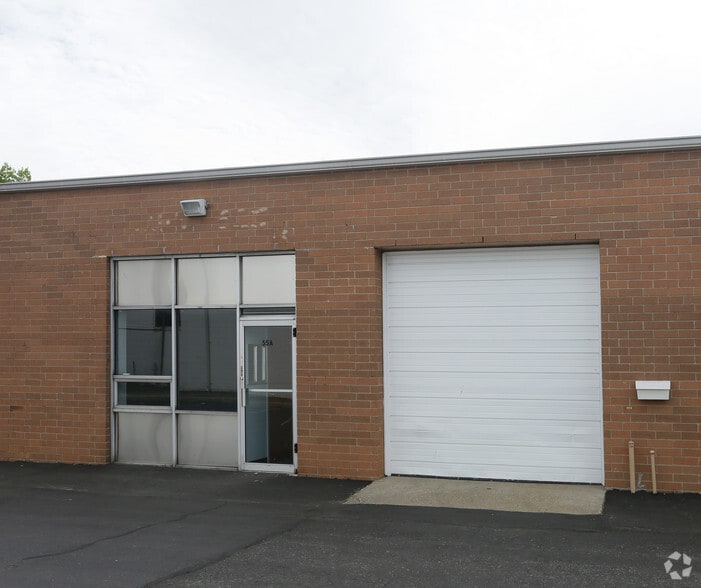 More Photos Of 55-59 Remington Blvd, Ronkonkoma Warehouse For Lease