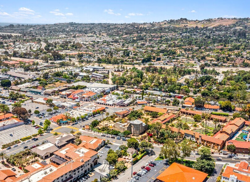 More Photos Of 31682 El Camino Real, San Juan Capistrano General Retail For Sale