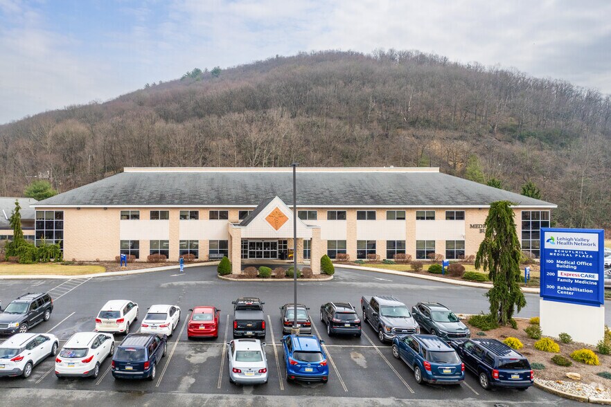 More Photos Of 100 Schuylkill Medical Plz, Pottsville Medical For Sale