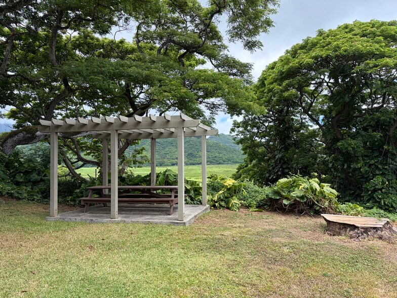 More Photos Of 1110 Kailua Rd, Kailua Office For Lease