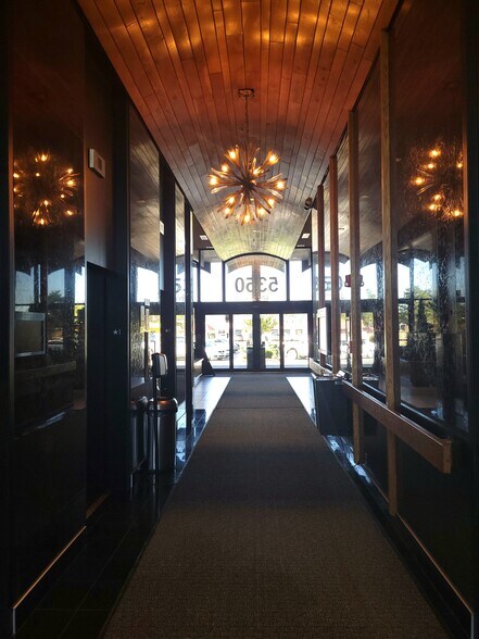 More Photos Of 5350 S Western Ave, Oklahoma City Office For Lease