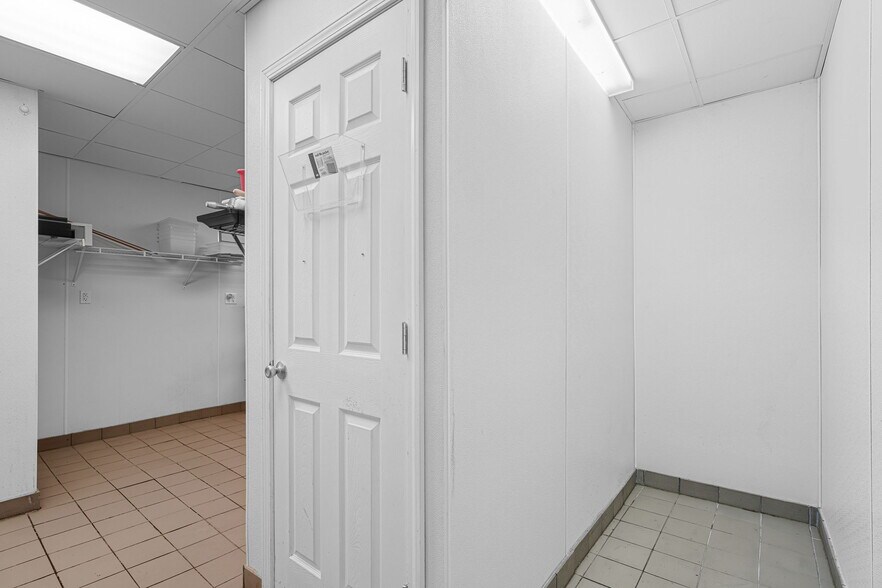 More Photos Of 105 McCreary St, Fort Branch Storefront Retail Office For Sale