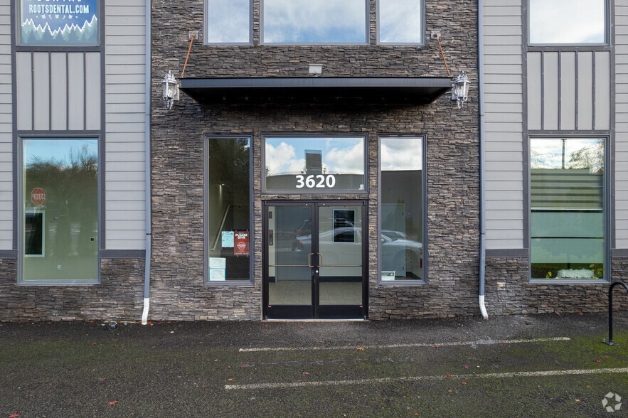 More Photos Of 3620 SE Powell Blvd, Portland Office For Lease