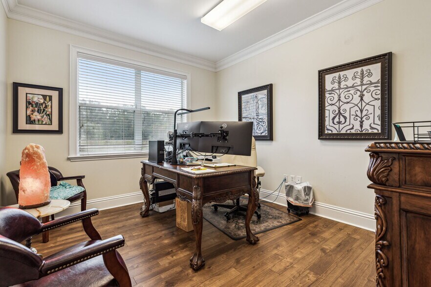 More Photos Of 18936 Dale Mabry Hwy N, Lutz Medical For Lease