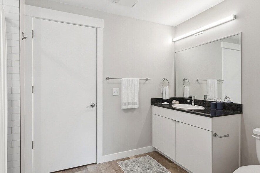 More Photos Of 168 E Midvillage Rd, Sandy Apartments For Lease