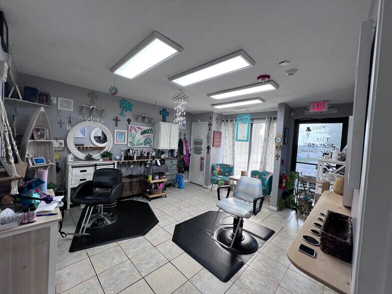 More Photos Of 7985 Phelan Blvd, Beaumont Freestanding For Sale