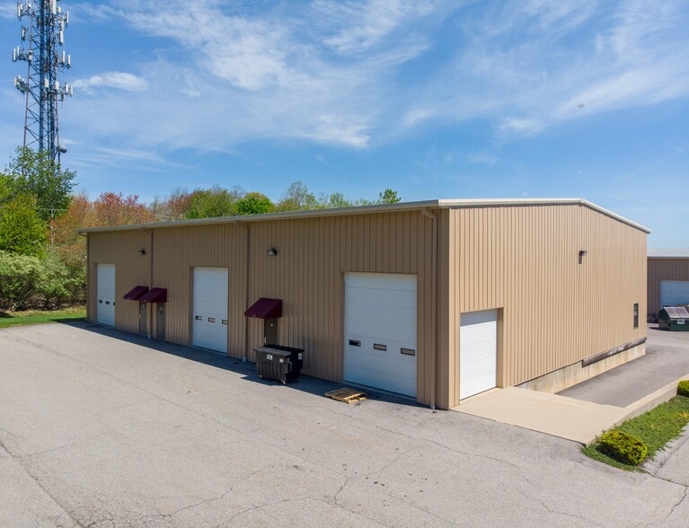 More Photos Of 376 Dry Bridge Rd, North Kingstown Warehouse For Sale