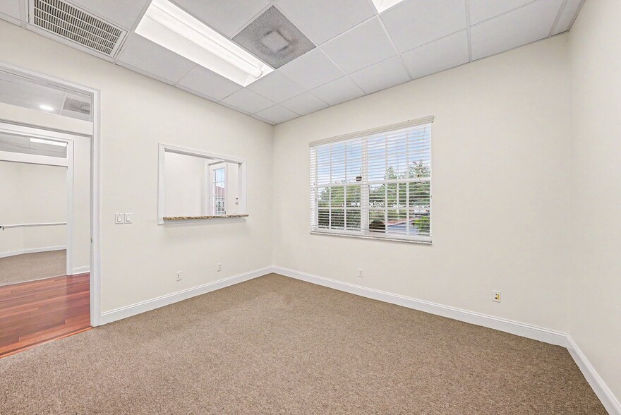 More Photos Of 2505 Seven Springs Blvd, New Port Richey Loft Creative Space For Lease