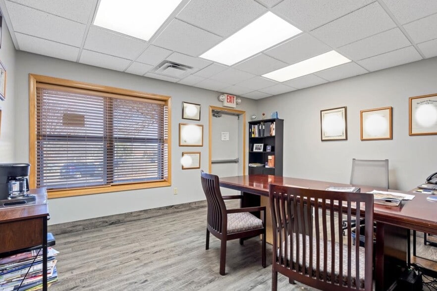 More Photos Of 10484 Marty St, Overland Park Office For Sale