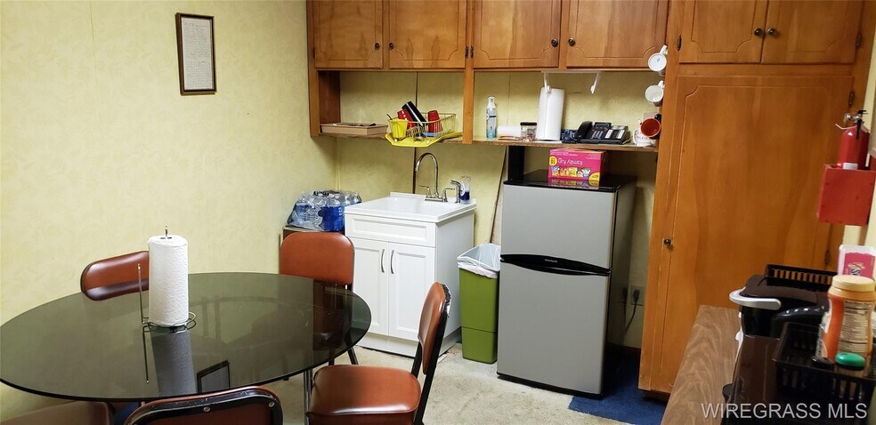 More Photos Of 510 N Daleville Ave, Daleville Office Residential For Sale
