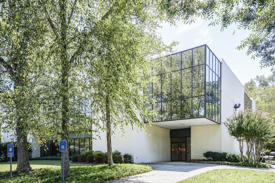 More Photos Of 500 E Elm St, Rockmart Office Residential For Lease