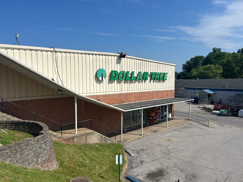 More Photos Of 104-106 Parking Plz, Spencer Storefront For Sale