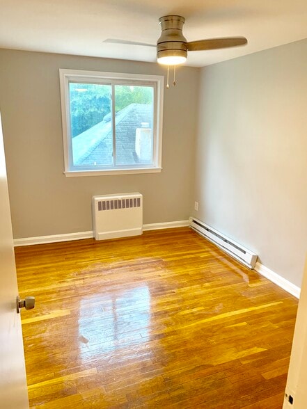 More Photos Of 111 E Uhler Ave, Alexandria Apartments For Sale