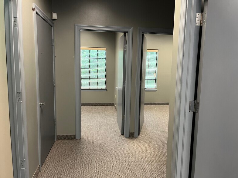 More Photos Of 7563 Philips Hwy, Jacksonville Medical For Lease