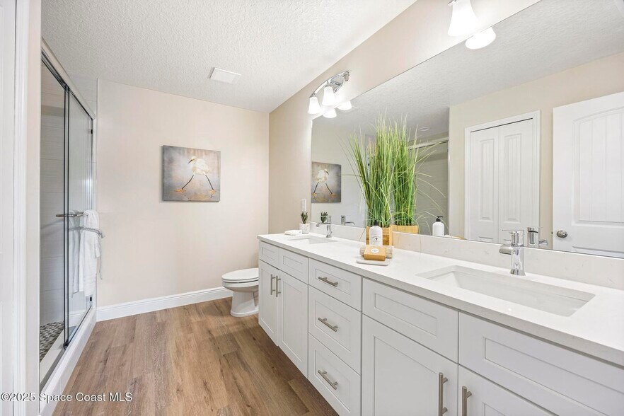 More Photos Of 207 HIDDEN WOODS PL, Melbourne Apartments For Sale