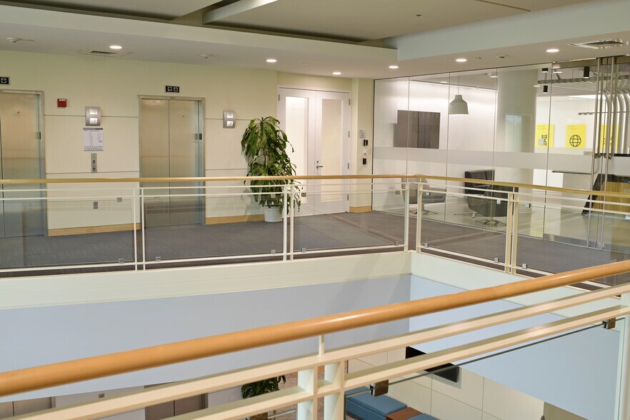 More Photos Of 200 Donald J Lynch Blvd, Marlborough Office For Lease