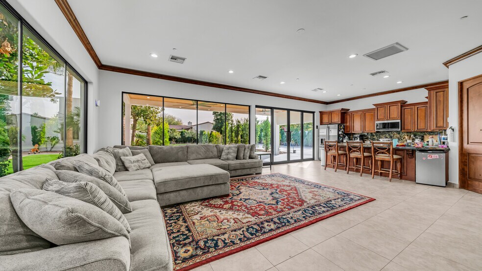 More Photos Of Cactus Rd & 101 Fwy, Scottsdale Continuing Care Retirement Community For Sale