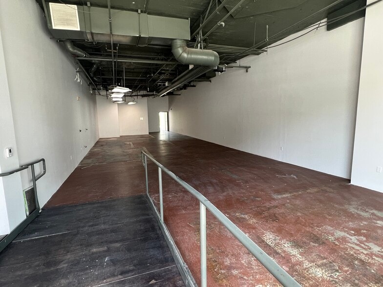 More Photos Of 902-914 Broadway, Santa Monica Unknown For Lease