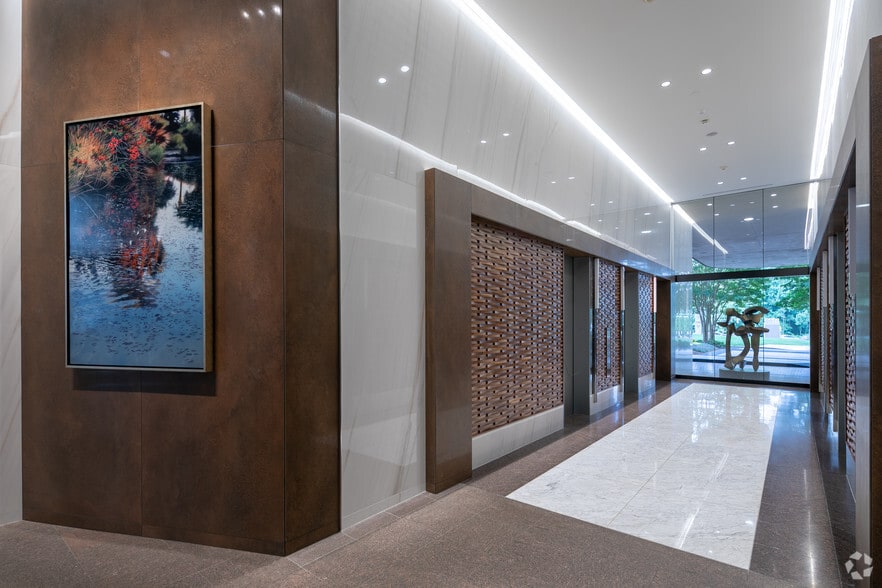 More Photos Of 1100 Abernathy Rd NE, Atlanta Office For Lease
