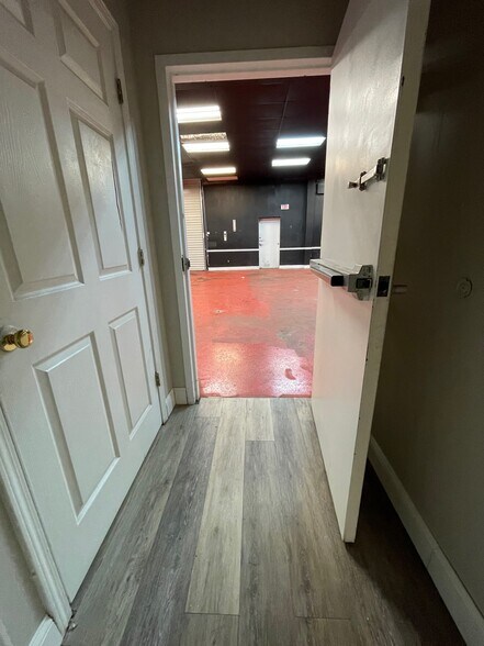 More Photos Of 3150 Florence Rd, Powder Springs Flex For Lease