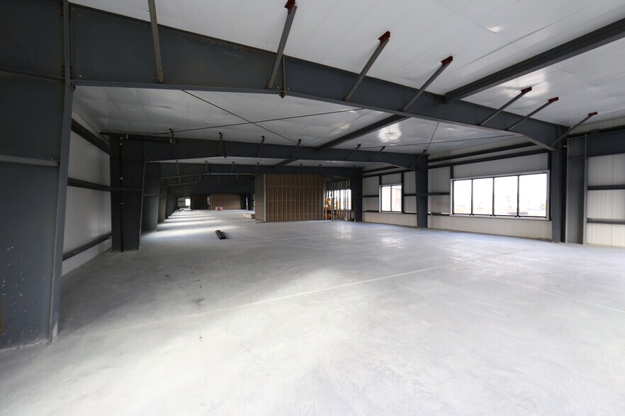 More Photos Of 140 Ace St, Fall River Light Manufacturing For Lease