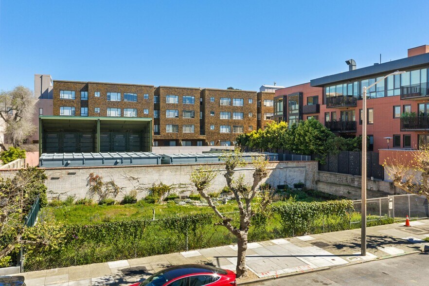 More Photos Of 3620 Buchanan St, San Francisco Office For Sale
