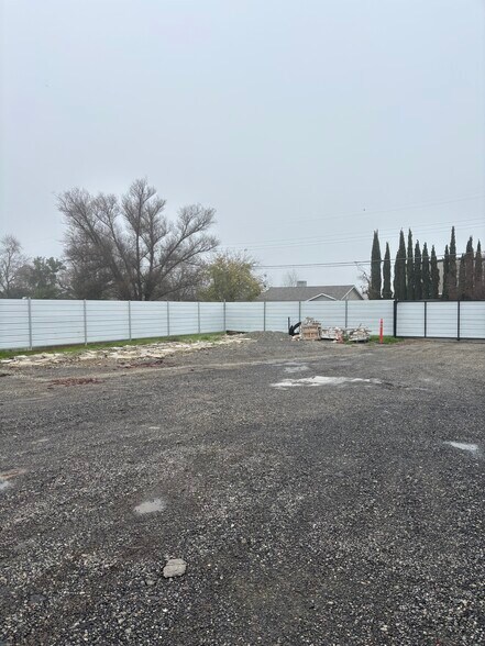 More Photos Of 1242 Santa Ana ave, Sacramento Land For Sale