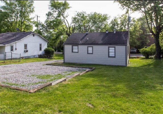 More Photos Of 2410 Eugenia Ave, Nashville Office For Sale