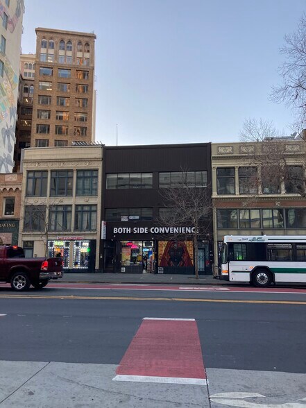 More Photos Of 1625-1629 Broadway, Oakland Office For Lease